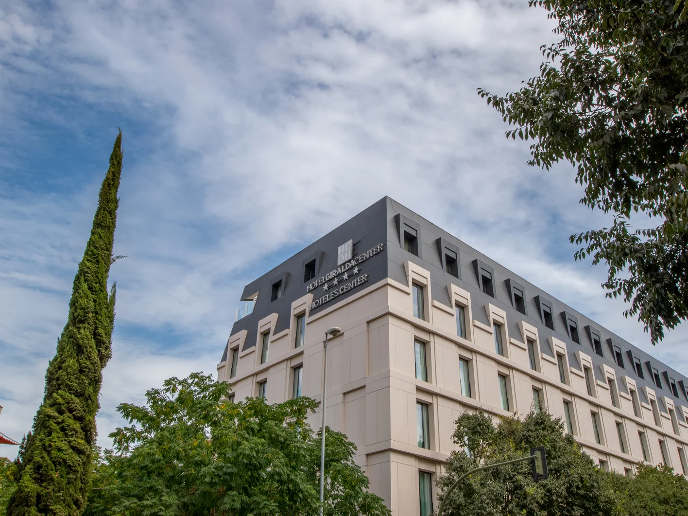 Hotel Giralda Center 8