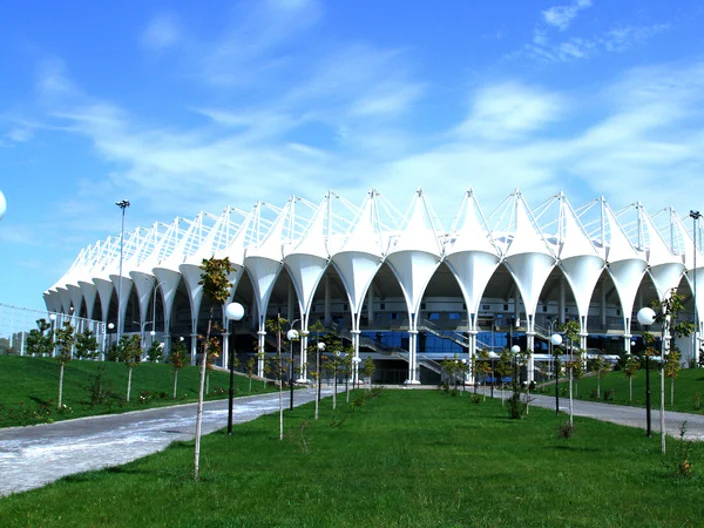Bunyodkor-stadioni-2