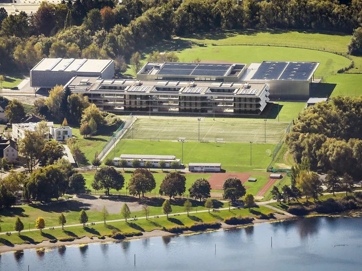 Referenzen, Schule am See