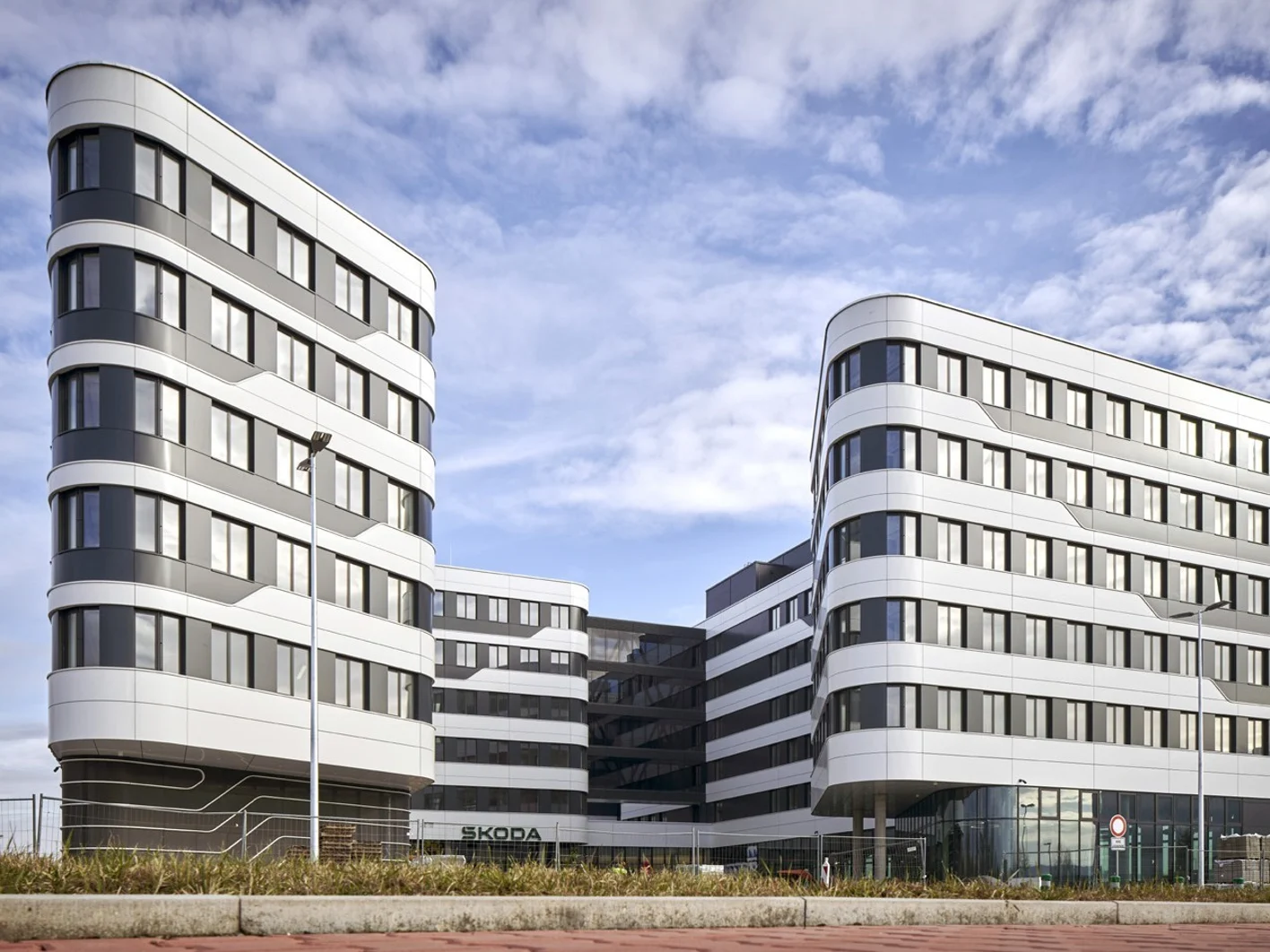 Laurin-1.jpg
