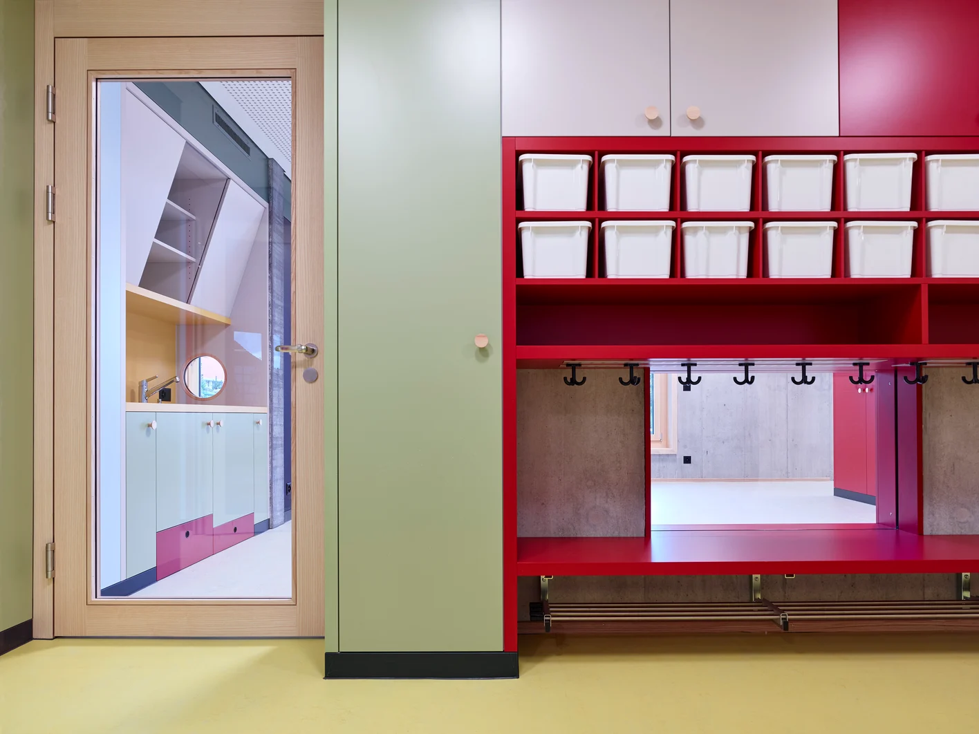 Kindertagesstätte Schneckenwiese Seuzach Garderobe 2