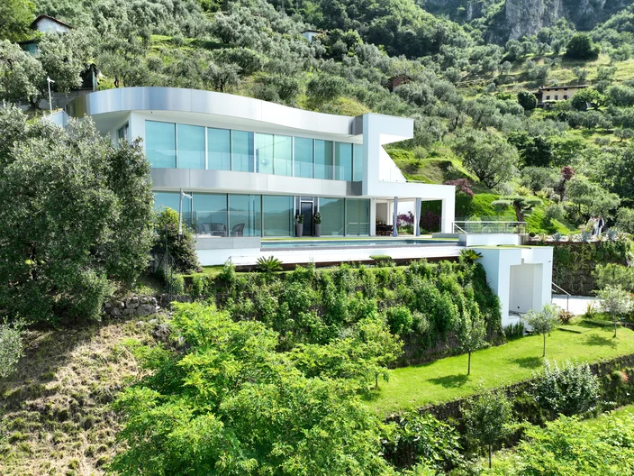Villa sul lago di Iseo lavori finiti 34
