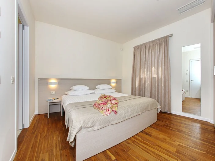 03-Hotel Crvena Luka, Biograd na moru