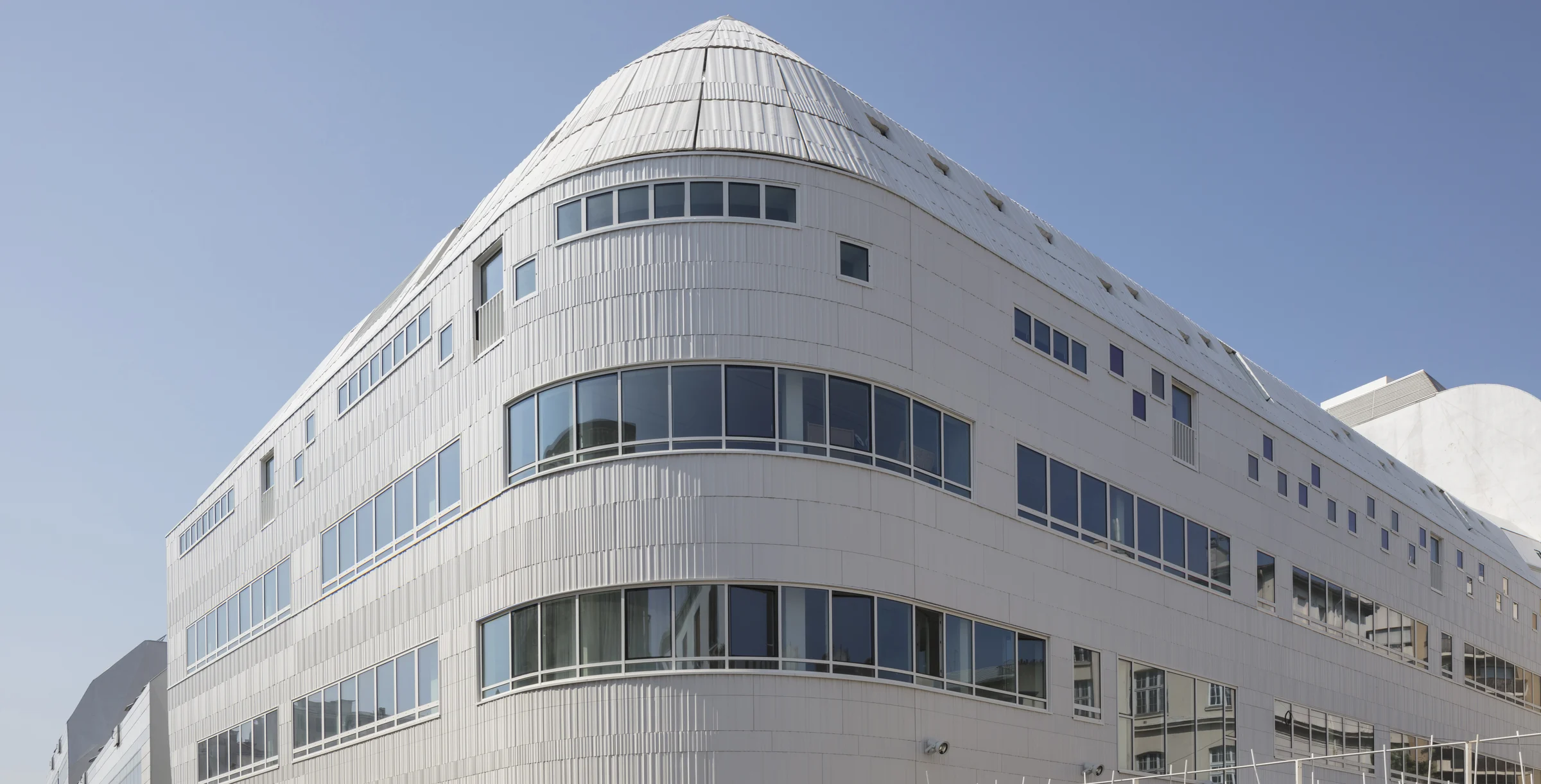 COLLÈGE-CRÈCHE LUCIE FAURE - PARIS