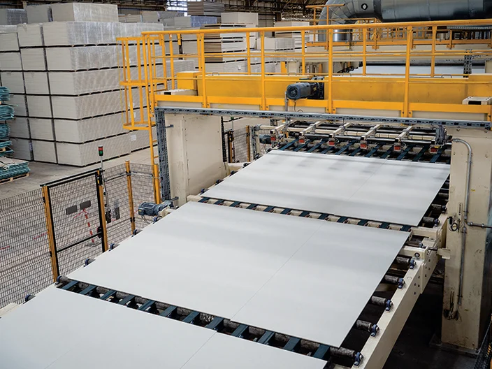 Knauf Plâtres Fos - usine ligne plaques de plâtre