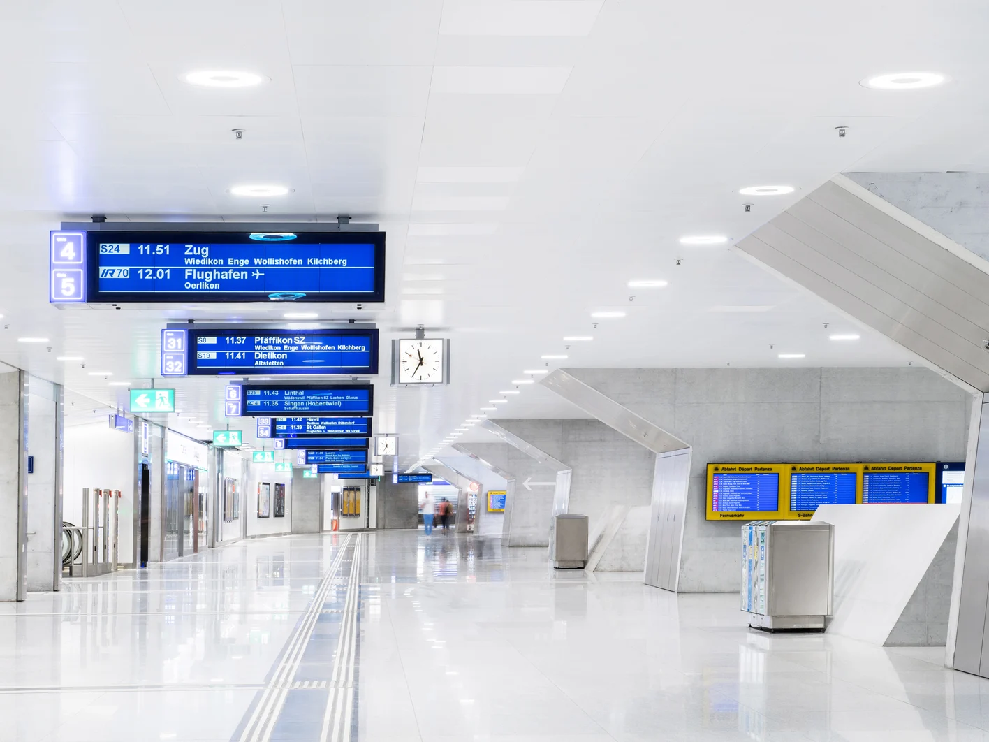 Transport Main concourse Zurich Train Station Passage Sihlquai Exit Europaallee