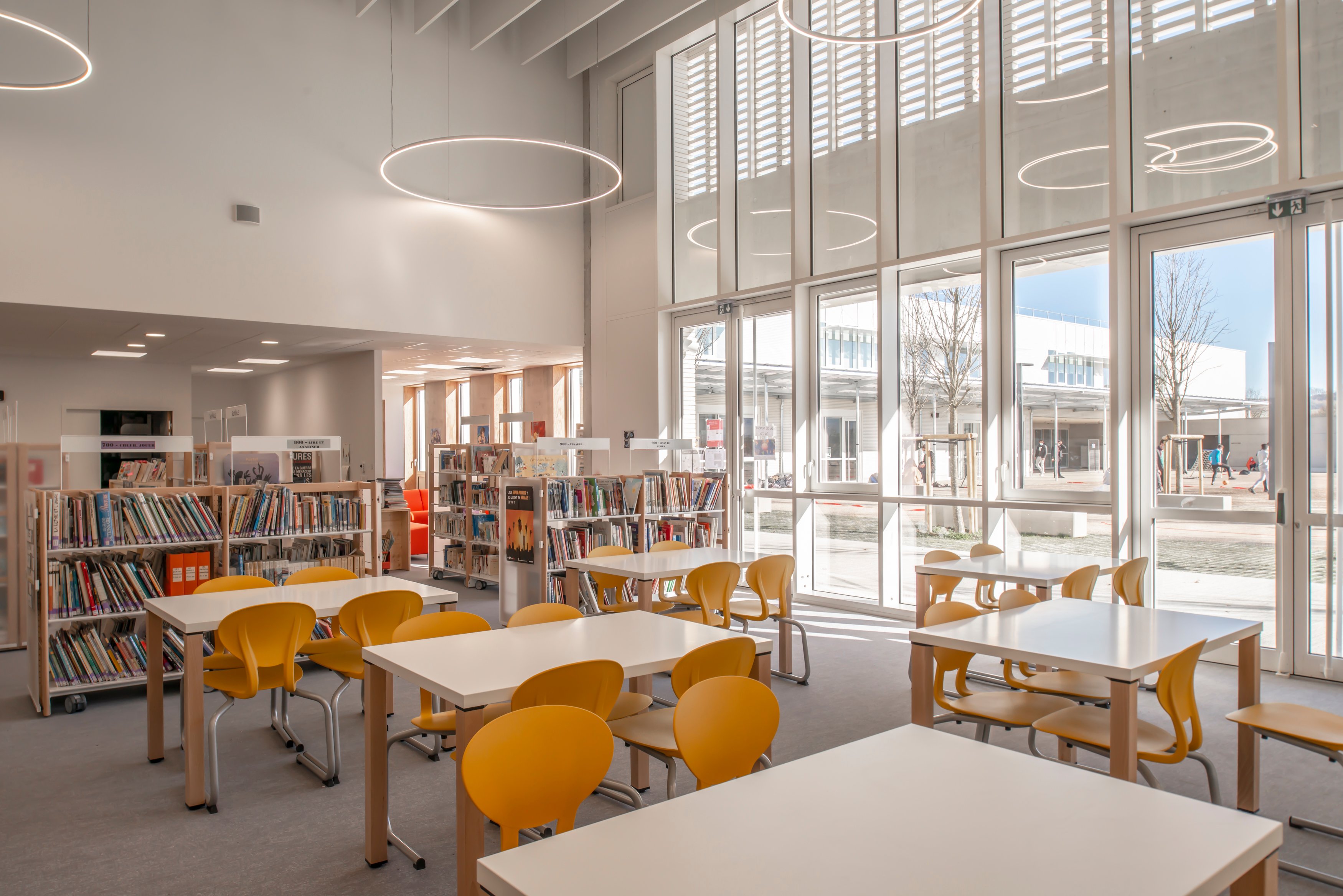 Bibliothèque - Collège E4C1 de l'Isle-en-Dodon