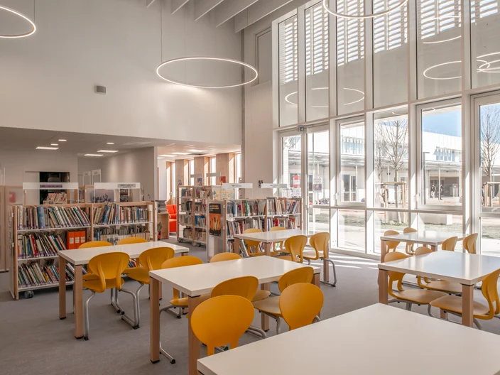 Bibliothèque - Collège E4C1 de l'Isle-en-Dodon