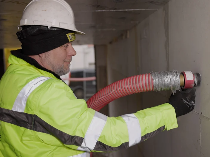 Tussen twee bestaande gebouwen bouwen, isolatie Supafil Cavity XL Eindhoven