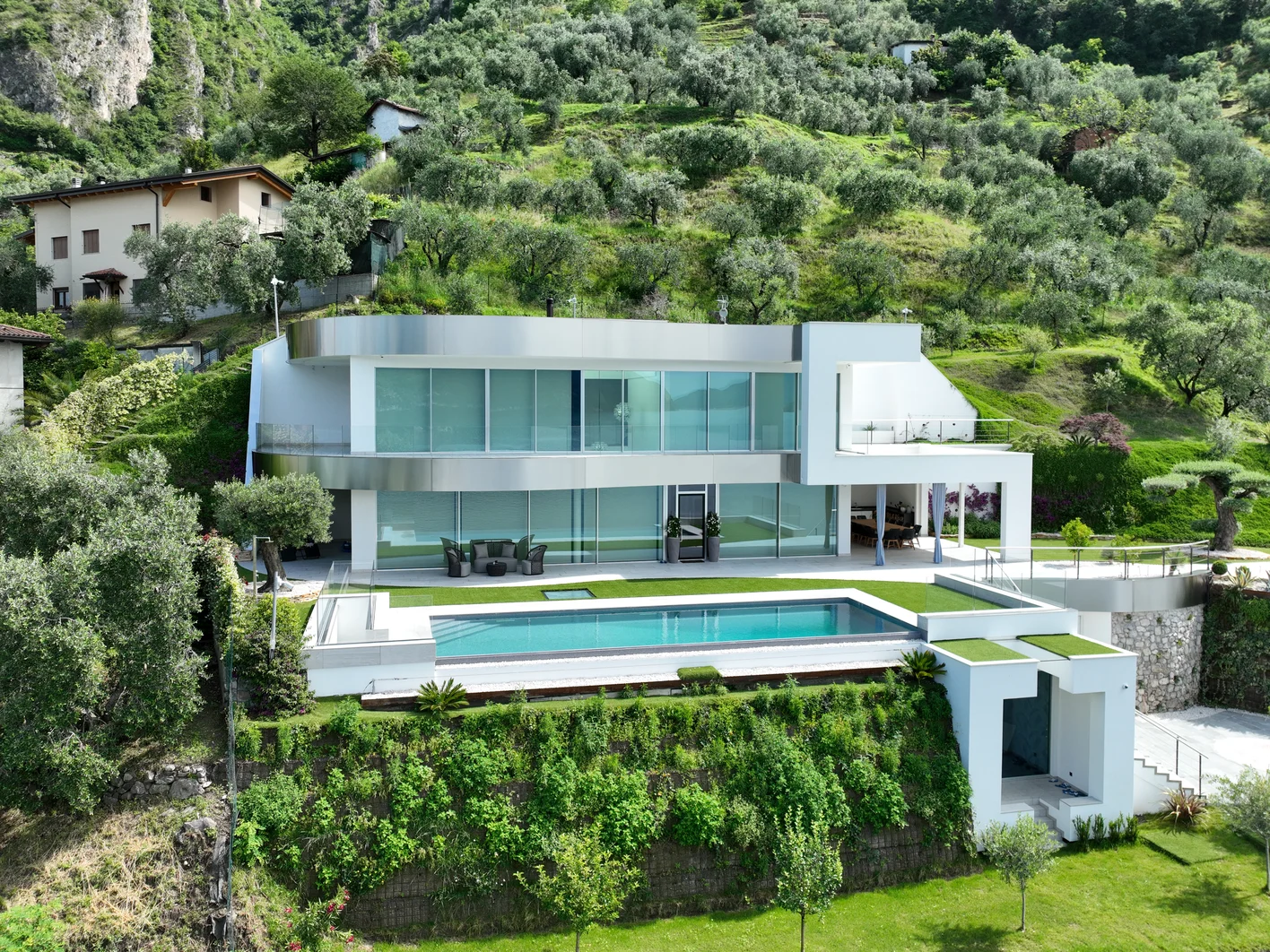 Villa sul lago di Iseo lavori finiti 16