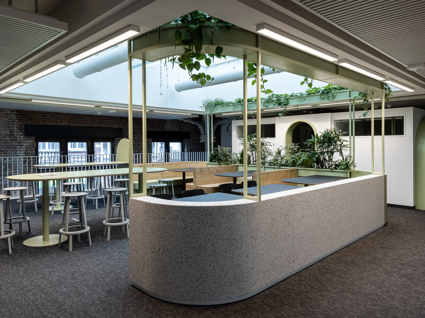 Knauf Reference - Grand Poste - foodmarket