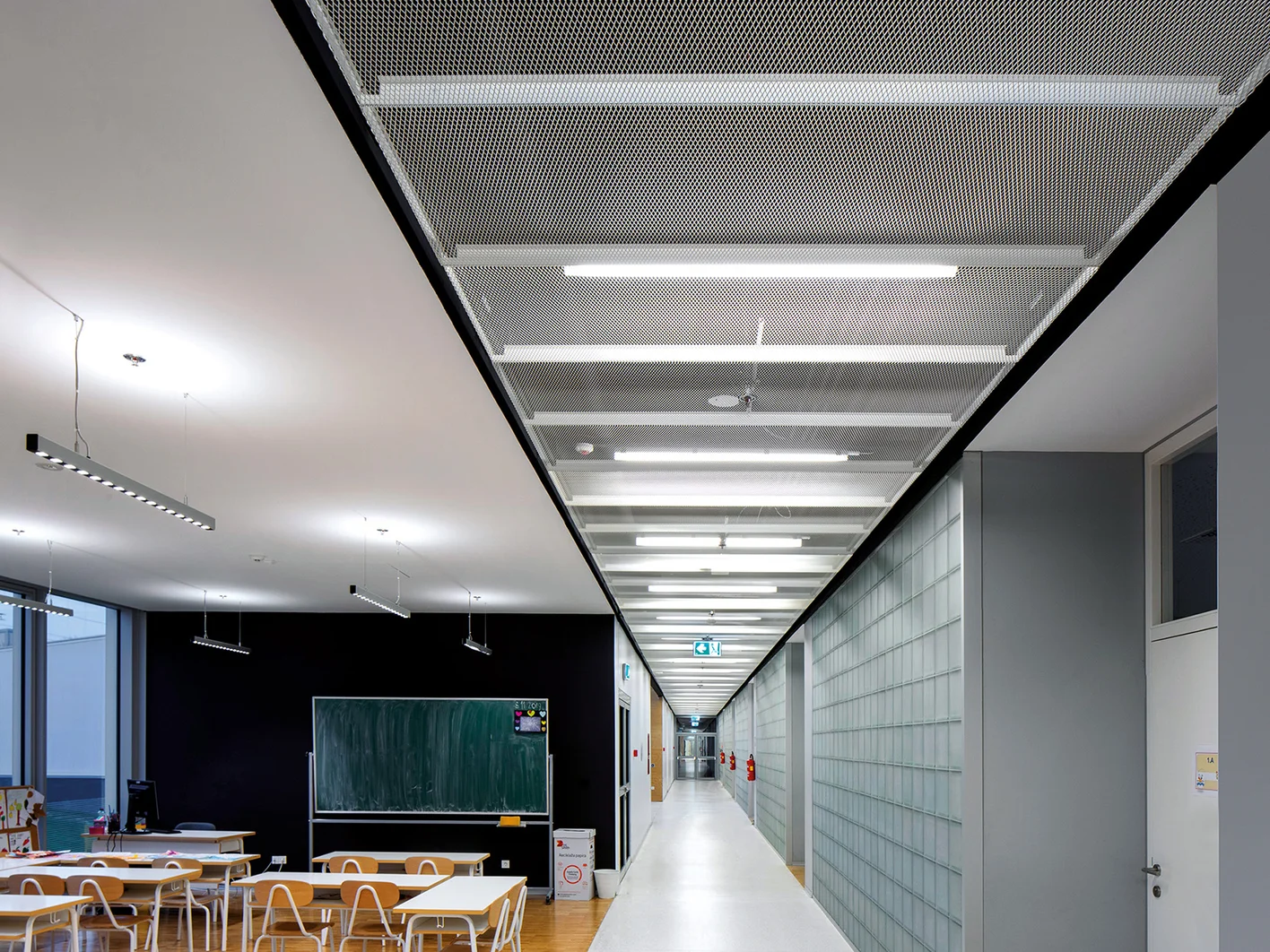 HR-Ivanja-Reka-Primary-School-Zagreb-02