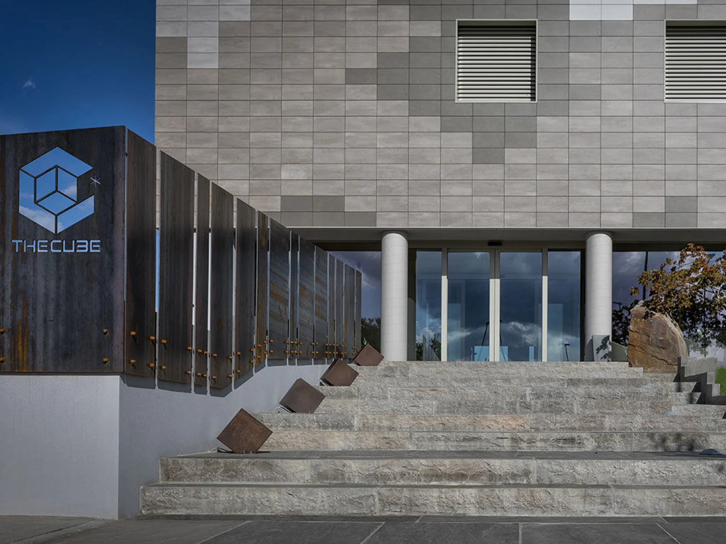 Referenza Hotel Cube Fidenza
