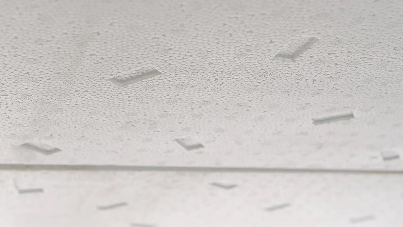 entrevous isolant knauf sky pse blanc motifs