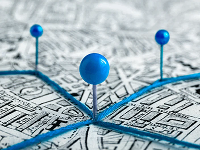 Map mit Pinnadel