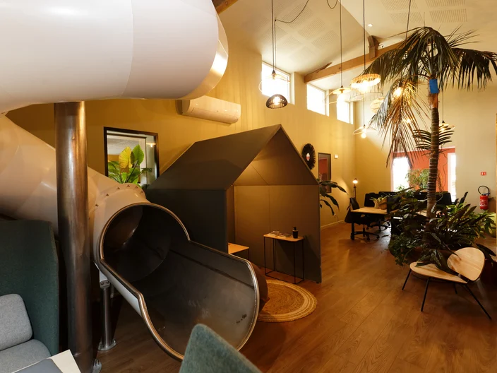 ESPACE DE COWORKING