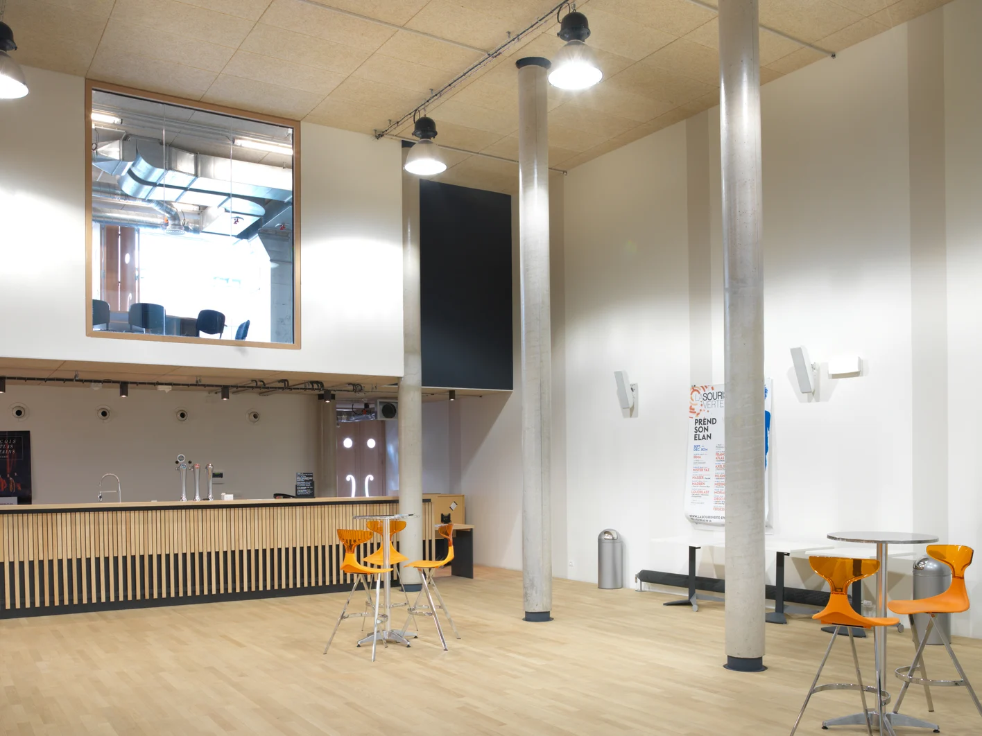 Chantier réalisation Knauf plafond acoustique laine de bois