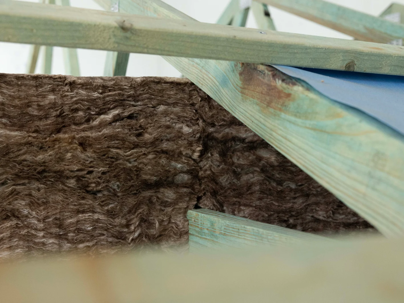R8-ceiling insulation installed