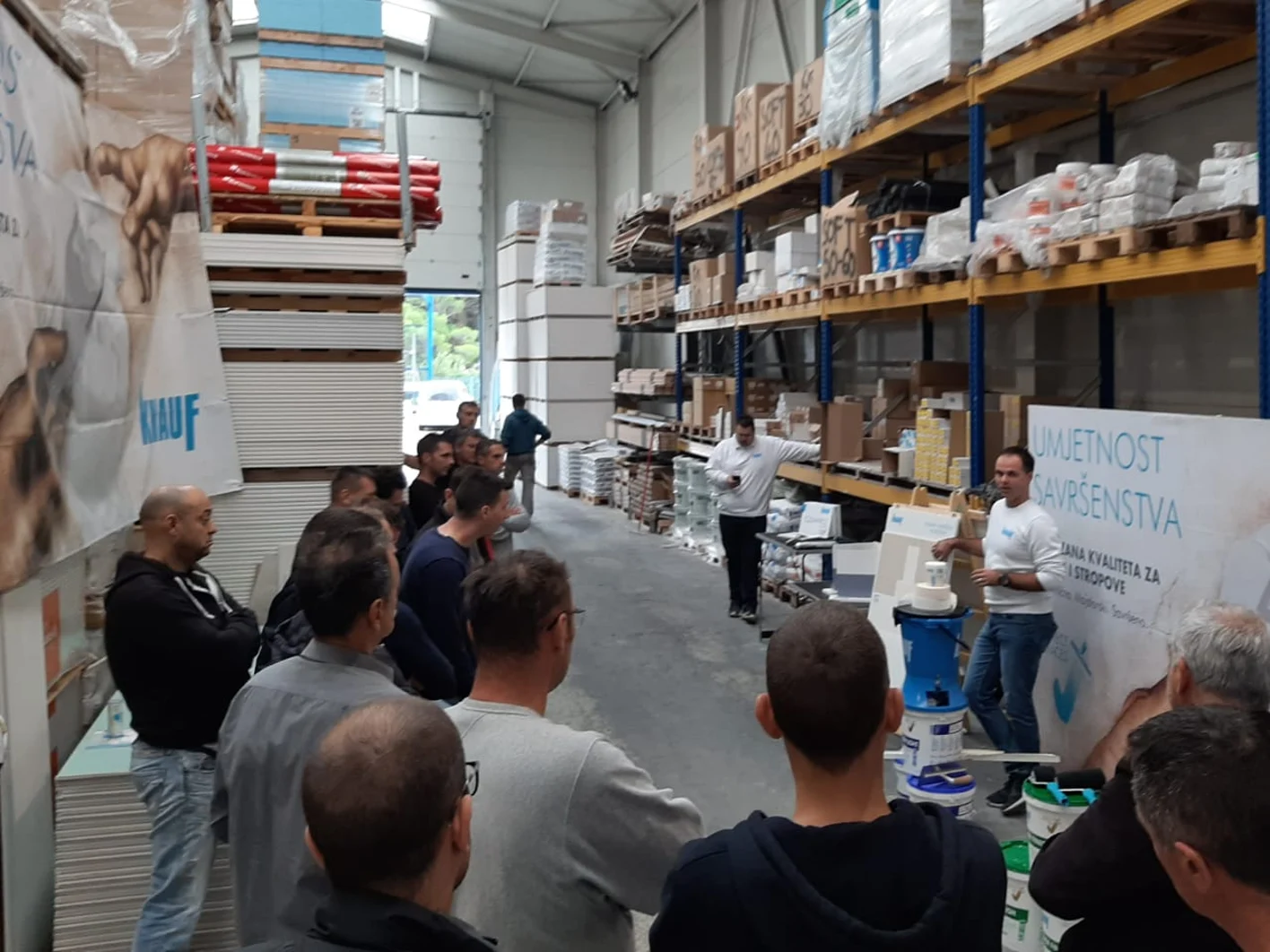 08-PREZENTACIJA PROIZVODA IZ ASORTIMANA PERFECT SURFACES U KAŠTEL SUĆURCU