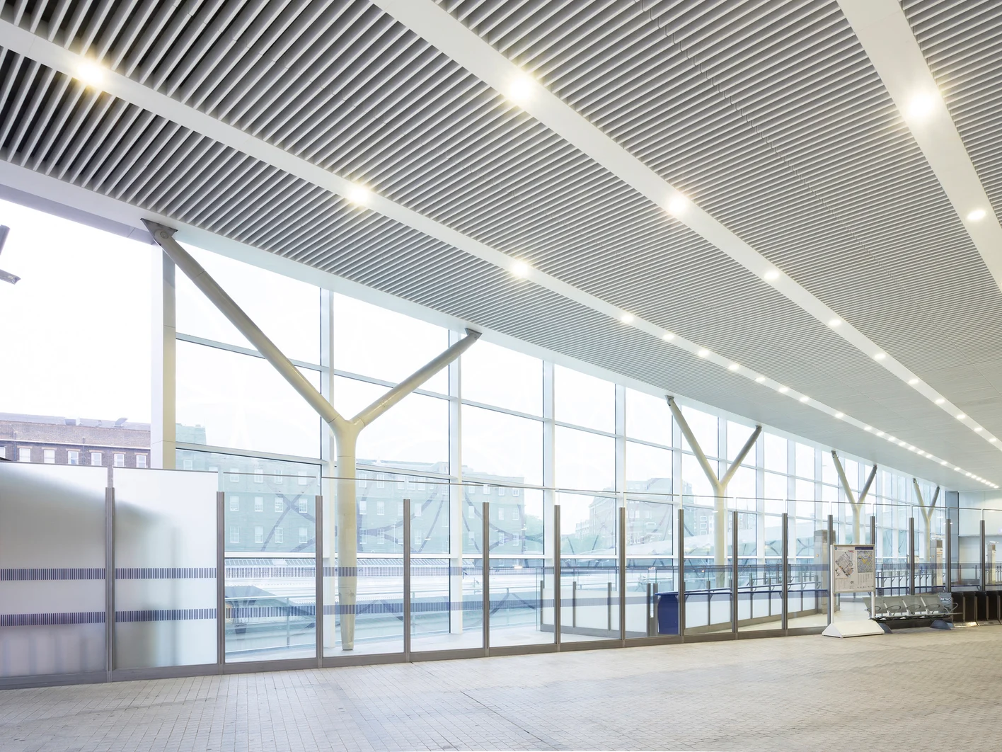 UK-Paddington-Train-Station-06