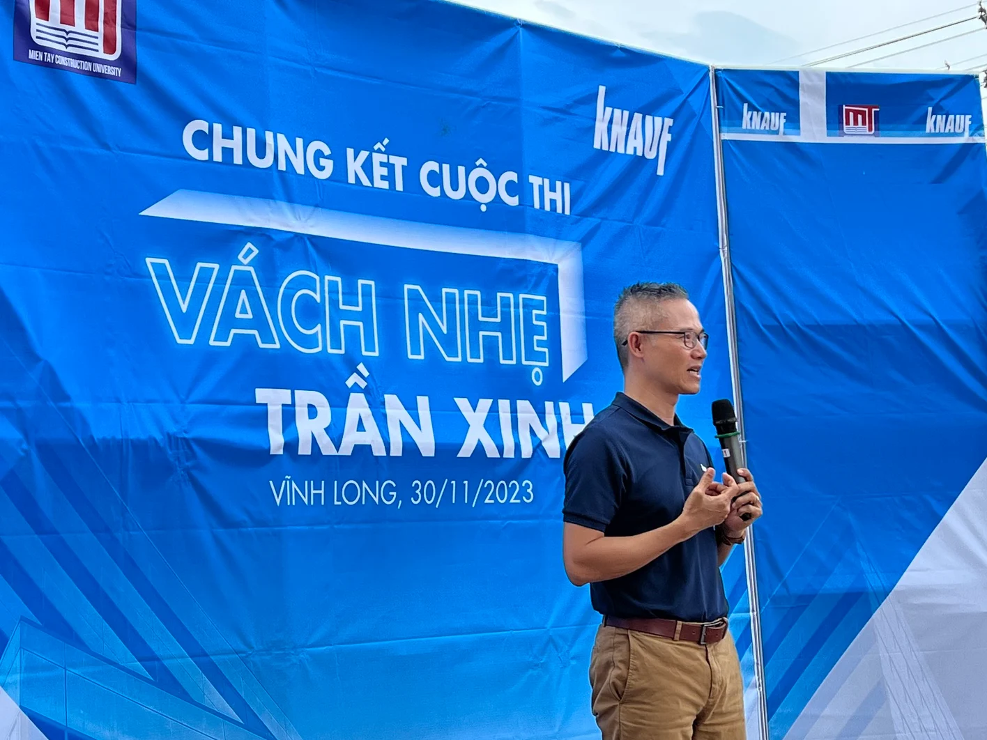 "Vach Nhe - Tran Xinh" Contest 3