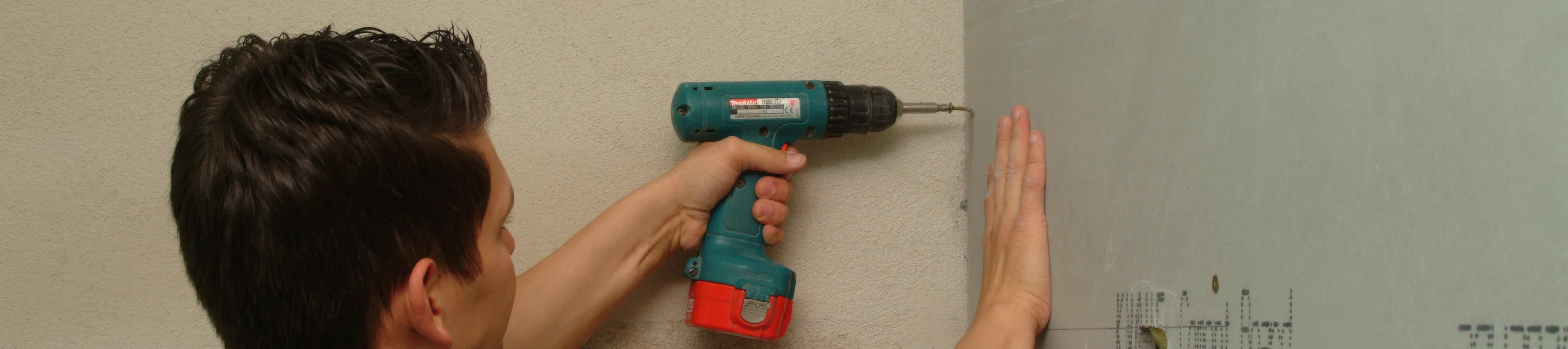 Innenausbau Bad - Aquapanel anschrauben