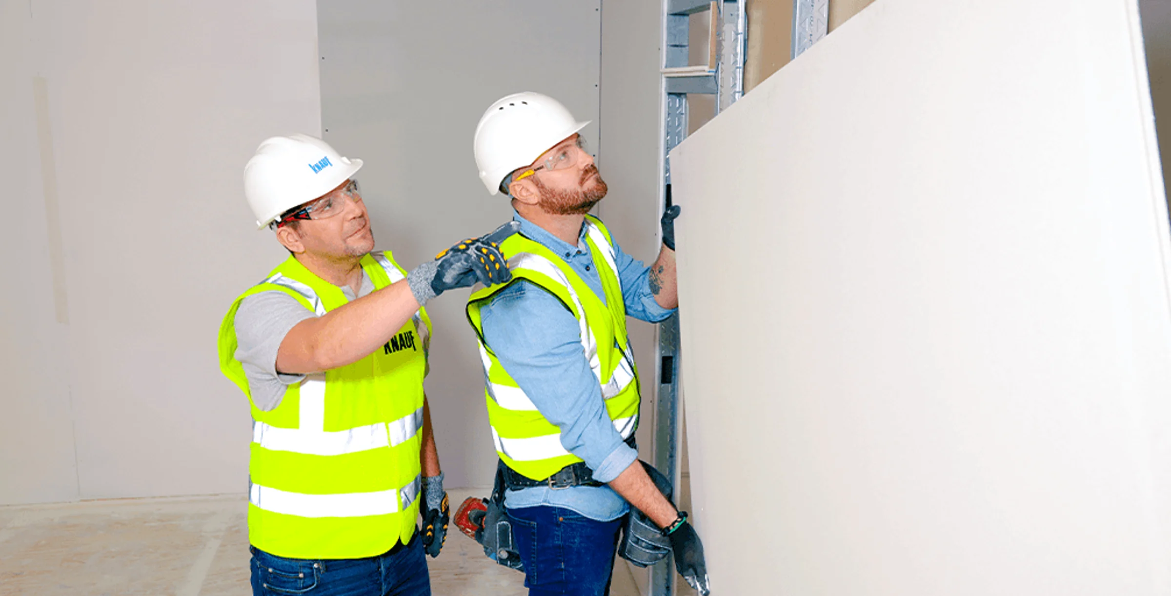 UK-GYP-People-in-Construction