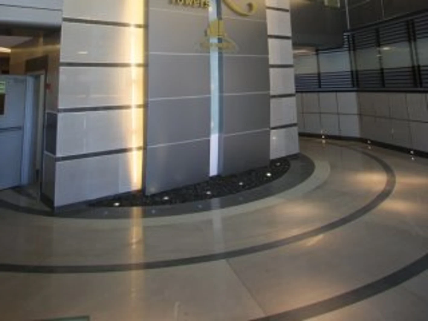 משרדים במגדלי KTOWERS