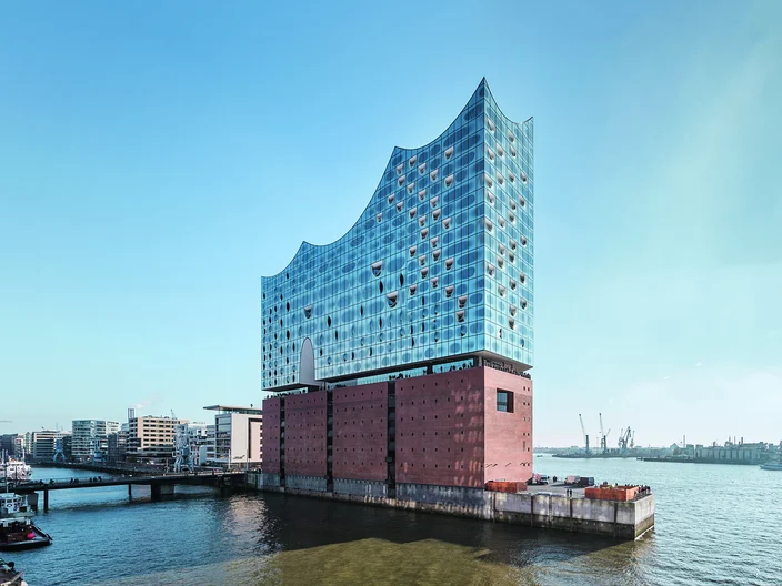 Referenz Elbphilharmonie Hamburg Außenansicht