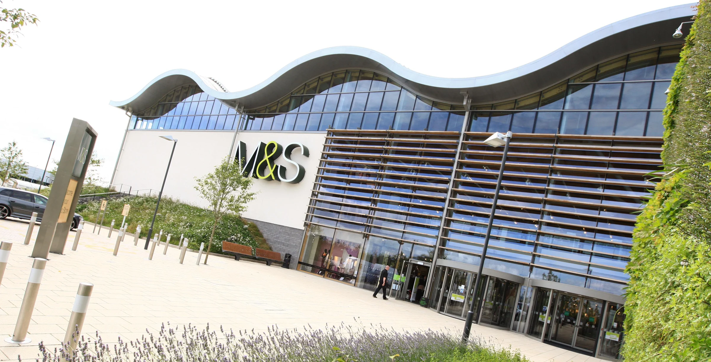 M-and-S_Cheshire-Oaks