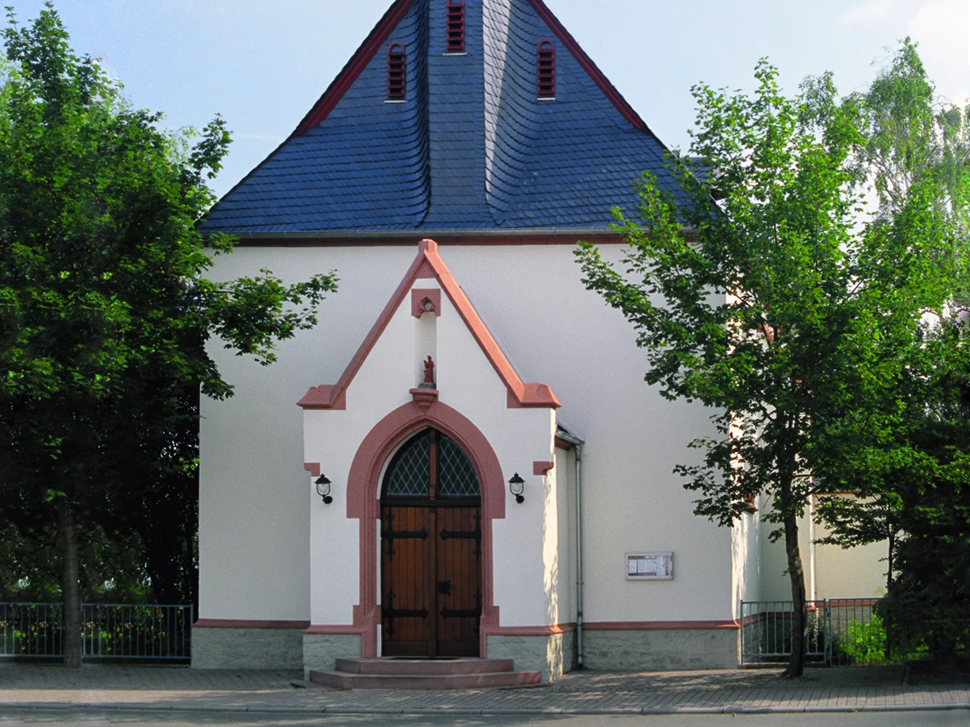 FASADŲ SANAVIMAS: REMONTAS IR TVARKYMAS - 1