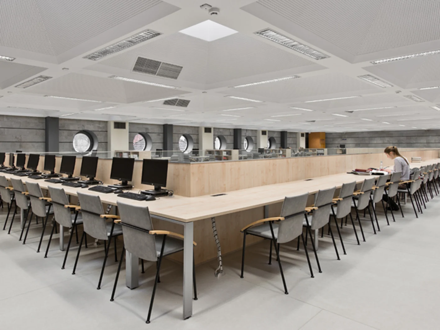 Vytauto Didžiojo universiteto Vaclovo Biržiškos skaitykla - 5