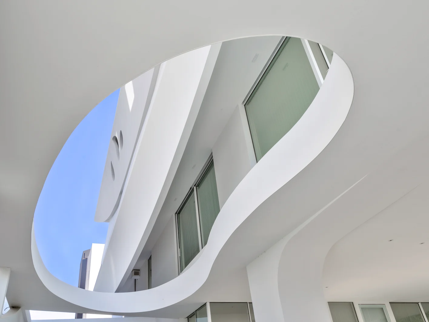 Chaleur des Petales, Glyfada, Grécko