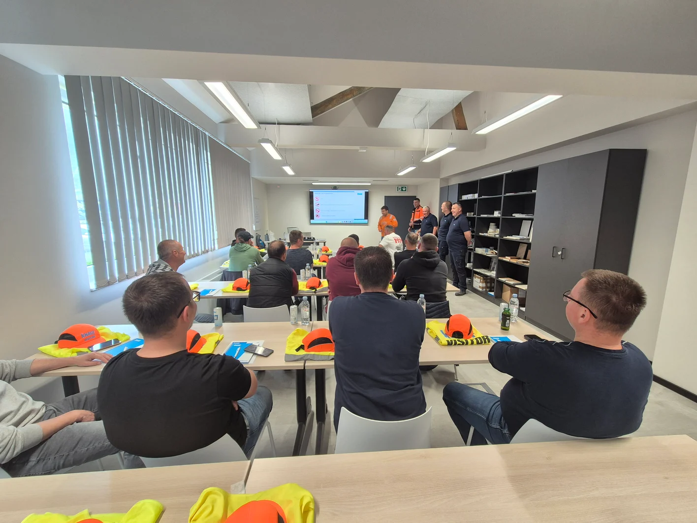 M2 seminar 15-16.04.2026 22