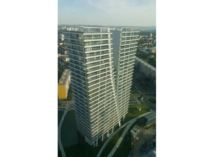 V-Tower-6