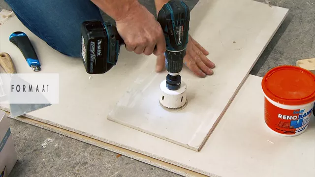Knauf - Renoband - 2-Een gat in een gipsplaat opvullen Teaser