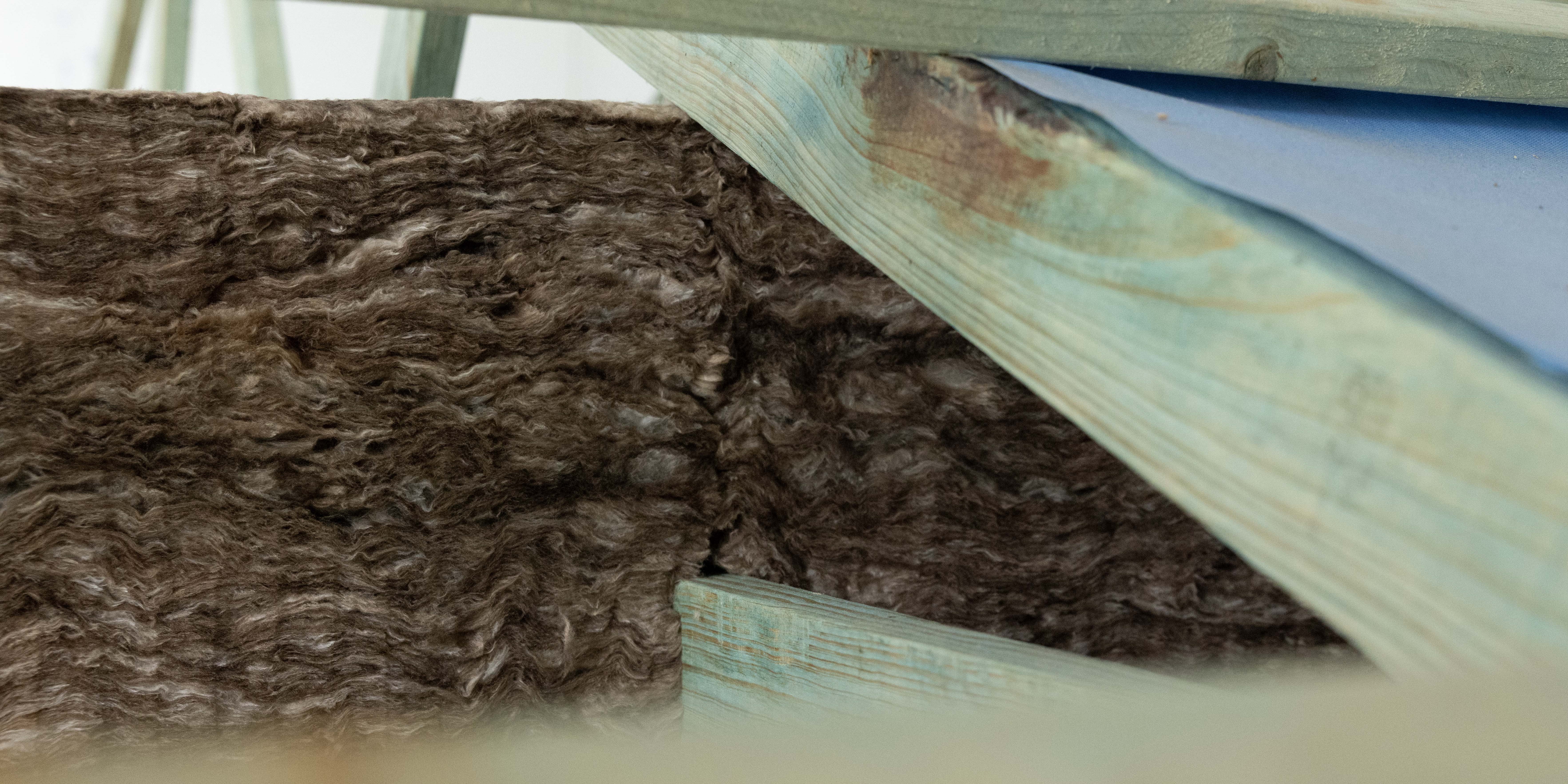 R8 Ceiling insulation installed