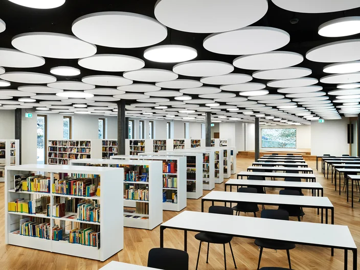 CH-Chur-Cantonal-School-02