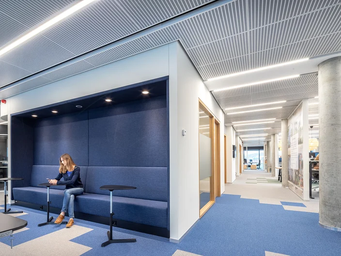 LT-Furnishing-Brand-River-Hall-Building-Kaunas-02