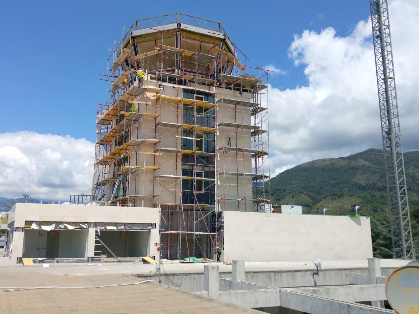 03-Toranj za kontrolu leta, Tivat
