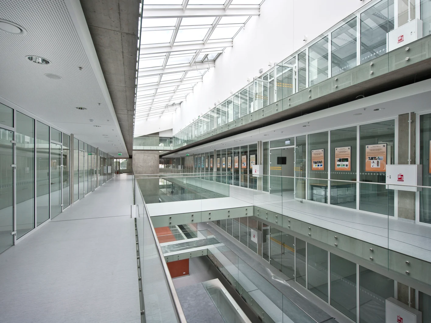 KTU Mokslo ir technologijų centras - 1