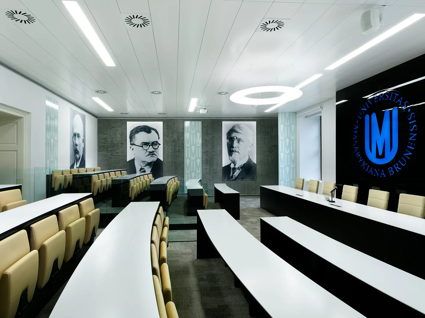 CZ-Masaryk-University-Brno-03