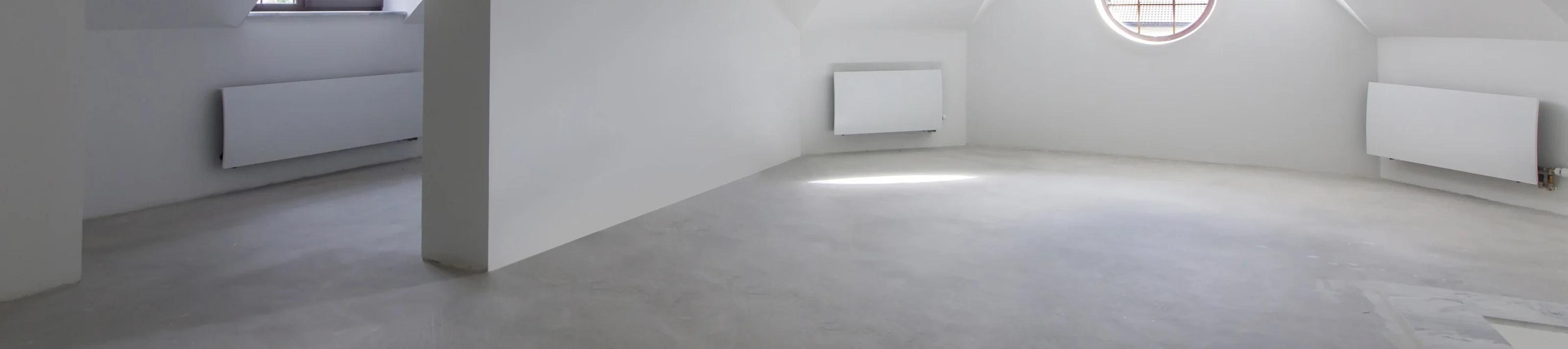 Indoor view of attic without finishing