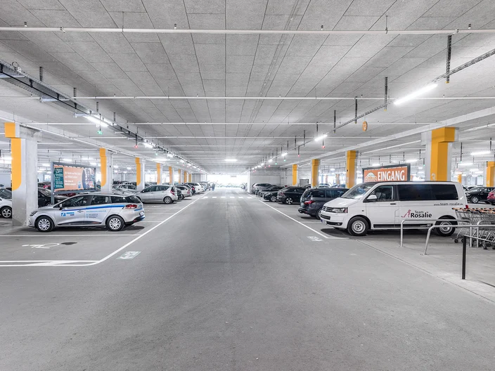 Referenz Globus Eschborn Garage Ansicht innen