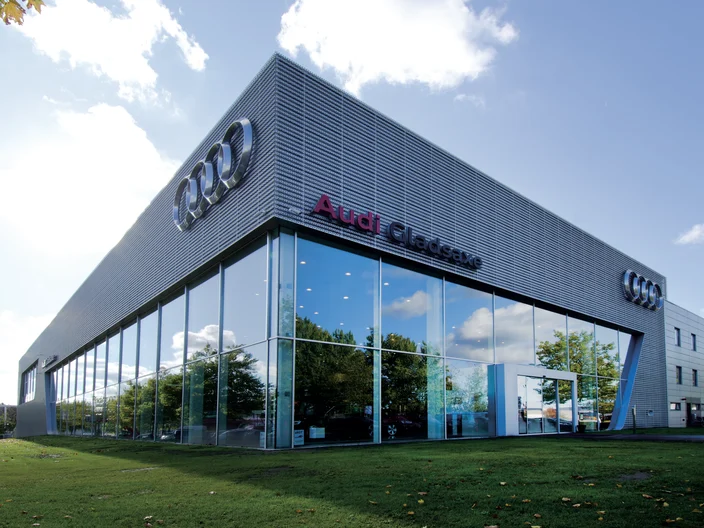 „Audi“ centras Gladskėje - 2