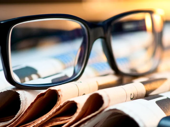Header anunțuri