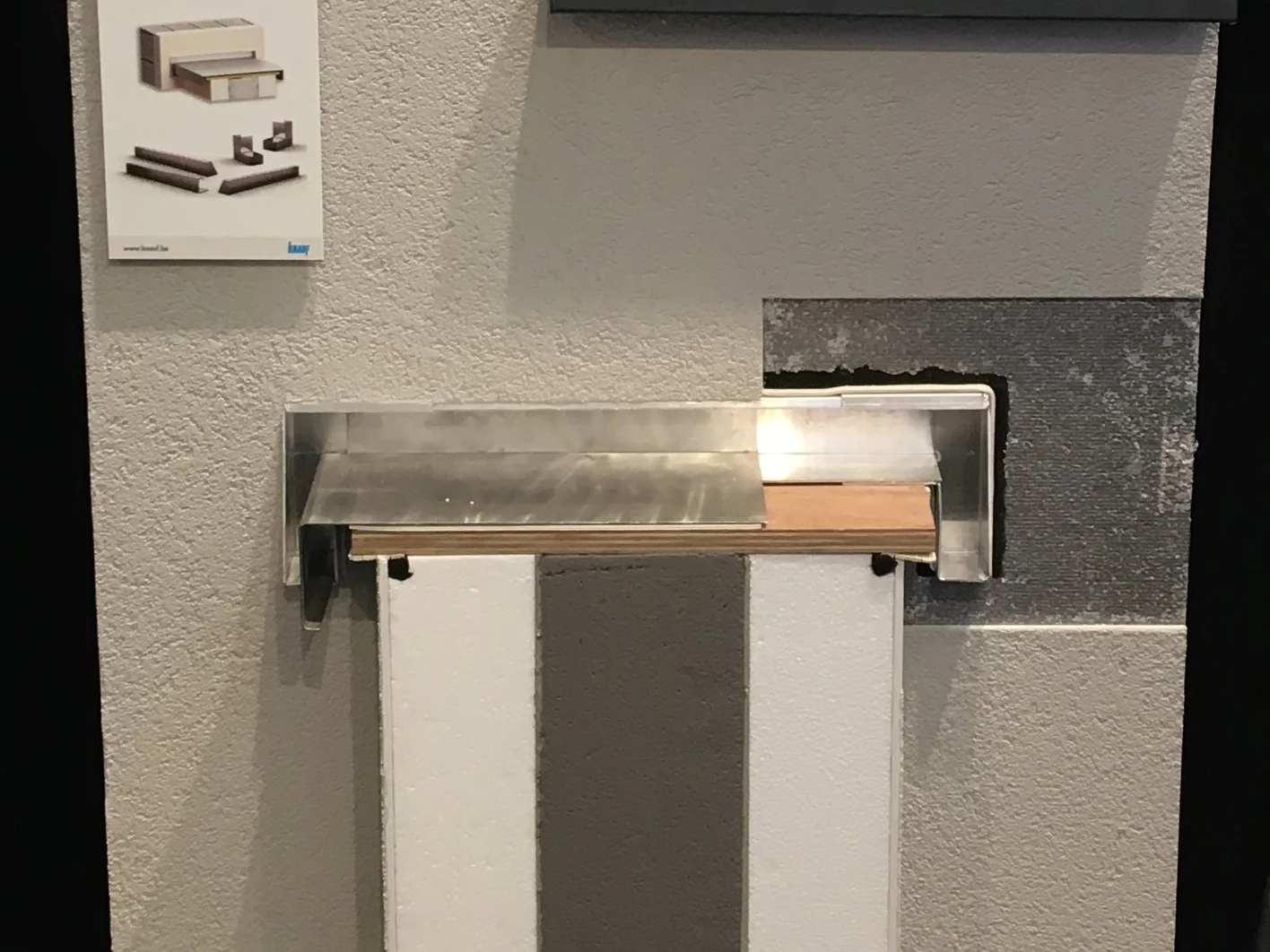 Wall-connect (5)