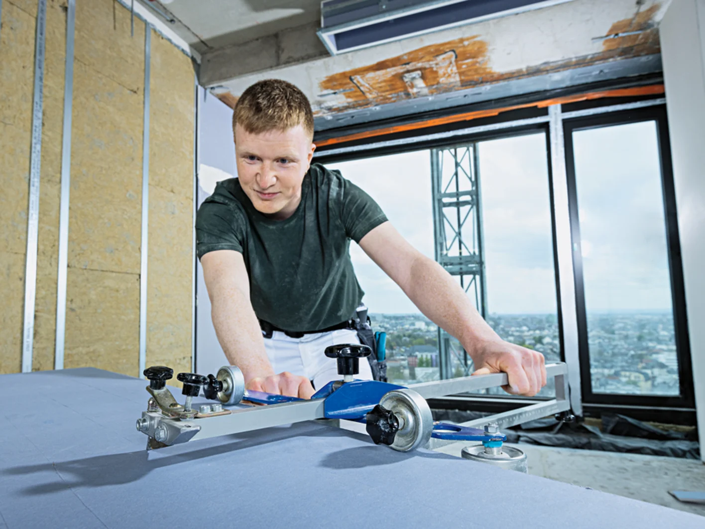 01_Cutting_0413_M_WEB_sRGB