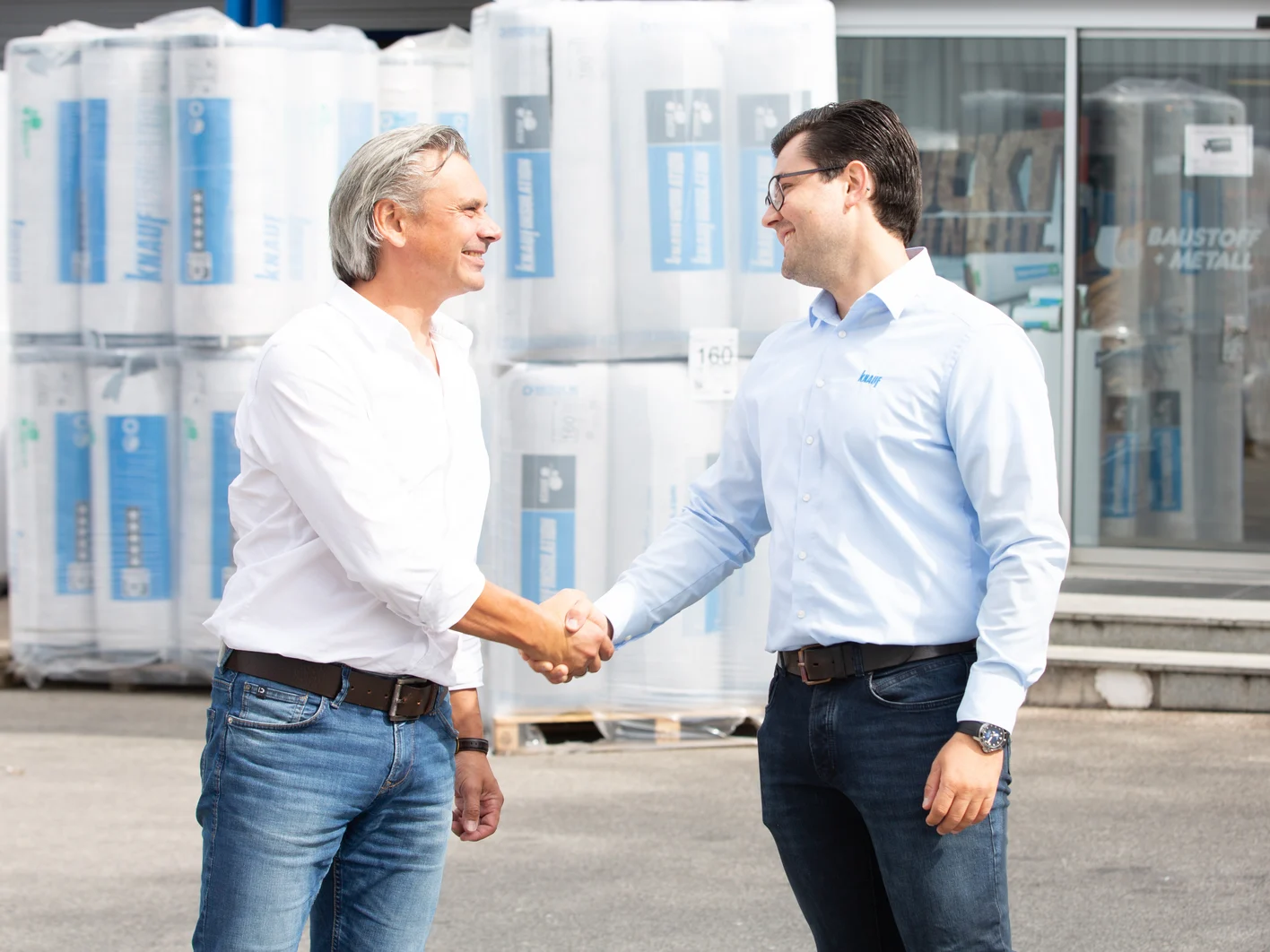 Customer and employee shaking hands-3