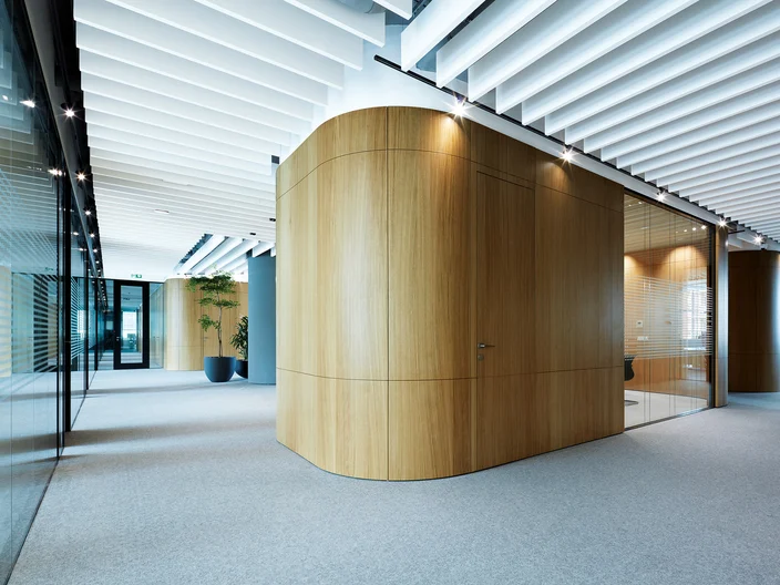 SK-LUCRON-Steinerka-Business-Centre-Bratislava-04